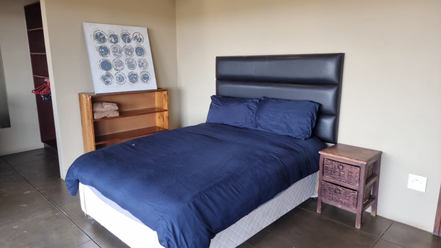 6 Bedroom Property for Sale in Merryhill Eastern Cape